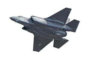 Corgi CS90629 Showcase F-35 Lightning Diecast Model - Picture 1 of 1