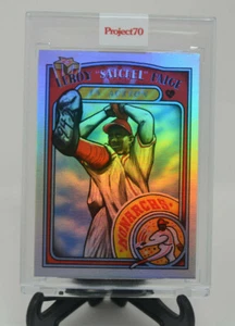 Topps PROJECT70 Rainbow Foil Card #522 Satchel Paige by Efdot 23/70 - Picture 1 of 3