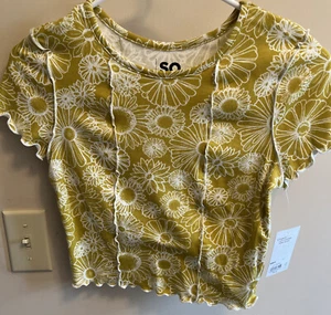SO Women’s Juniors Floral Crop Top NWT size Small - Picture 1 of 3