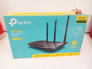 Tp-Link wireless N router Wifi 450 Mbps - Picture 1 of 3