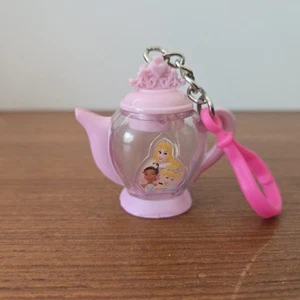 Princesas Disney Miniatura Tetera Llavero Clavo Clip - Imagen 1 de 7