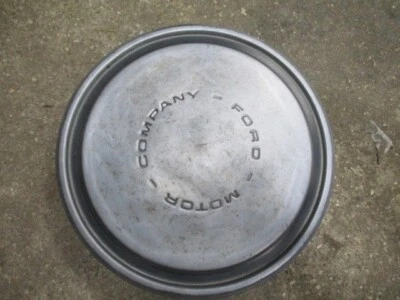 Колпак колеса 1973-1982 Ford Truck Econoline Van F-100 F-150 DT3A-1130HA OEM IK - Изображение 1 из 4