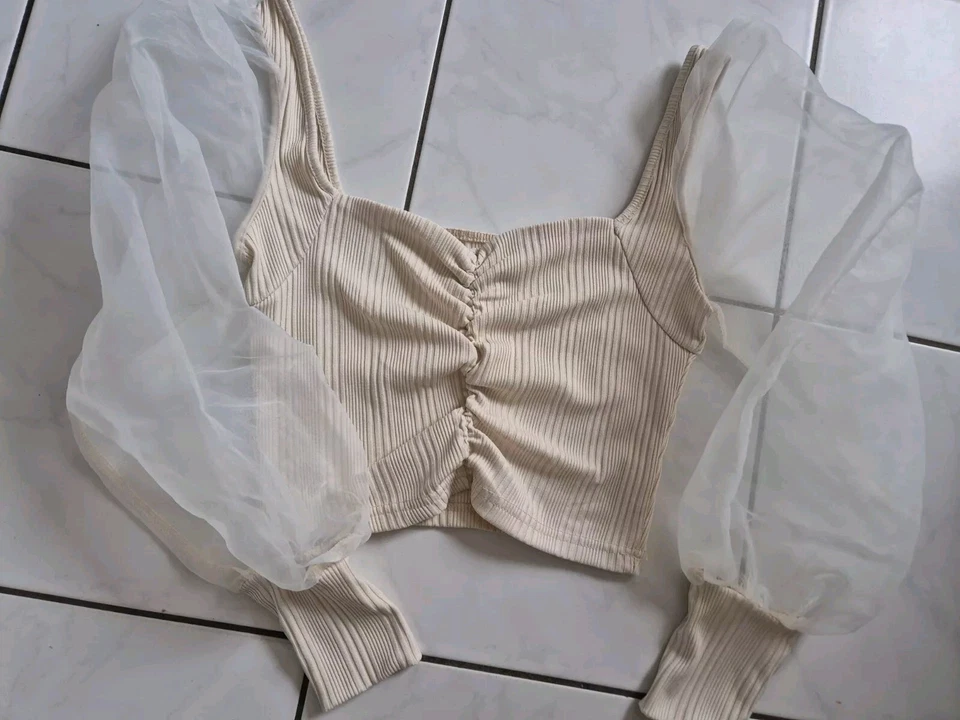 Top Beige m. durchsichtigen Ärmeln  - Bild 1 von 1