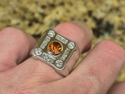 Anillo de platino de 2 quilates con diamantes y granate de espesartita para hombre 40 gramos Foto 1 de 4