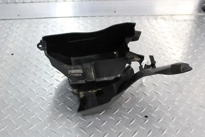 Kawasaki Ninja 650 Ex650E 2012 trasero trasero trasero bandeja de batería plástico Foto 1 de 4