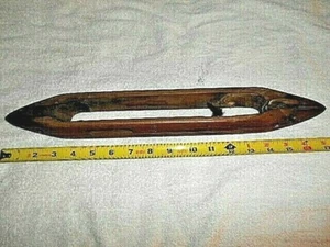  ANTIQUE WOODEN 17 INCH LOOM BOAT SHUTTLE - Picture 1 of 9