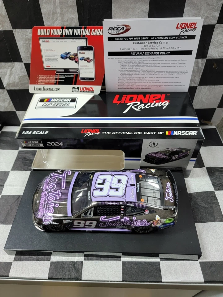 Daniel Suarez #99 Tootsies Orchid Lounge CHROME 2024 Camaro 1:64 C992423TOSDZCL - Immagine 1 di 4