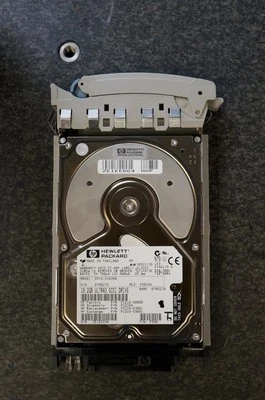 HP P1216A DPSS-318350 07N5277 ULTRA3 10K SCSI Hotswap Hard Drive 18.2GB 10000RPM - Image 1 of 4