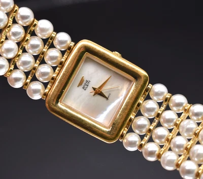 Reloj De Colección ANNE KLEIN Mujer MOP Madreperla Cuadrante Imitación Perlas BATERÍA NUEVA Foto 1 de 4