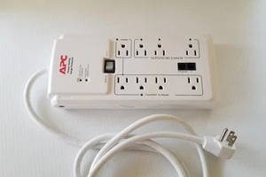 Protector contra sobretensiones APC - P8GT-CA - Ahorro de energía - Imagen 1 de 5