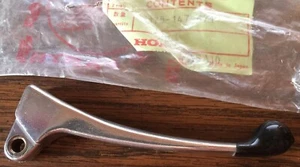 *1EA OEM HONDA RIGHT LEVER  WITH BLACK TIP 53175-147-671 53175-GR2-010 (16B) - Picture 1 of 1