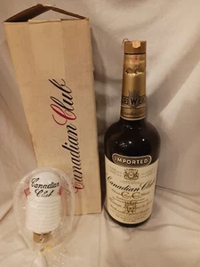 Canandian Club Blended Whiskey 1 Gallon Bottle w/Pump & Box 1973 - Imagen 1 de 11