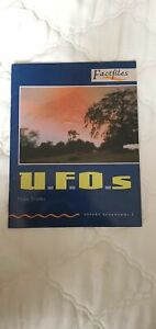LIBRO INGLES UFOS HELEN BROOKE OXFORD BOOKWORMS FACTFILES 1999 PAG 22