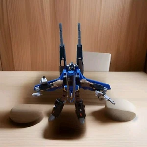 Hasbro Transformers Generations Universe Voyager Tread Bolt Near Complete - Picture 1 of 3