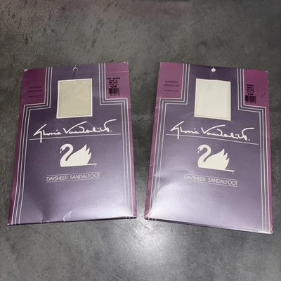Nuevas pantimedias Gloria Vanderbilt Daysheer blancas y blancas A Foto 1 de 2