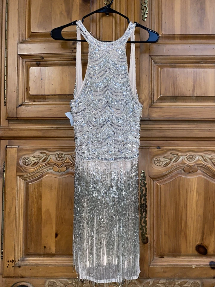 Винтажный 90-х годов Y2K Couture румяна розовый сильно бисером Серебряная бахрома мини-платье высокий гриф - Изображение 1 из 4