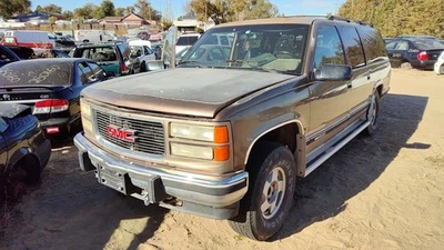 Brazo de control inferior delantero derecho pasajero Chevy Suburban 1992-1995 OEM brazo A Foto 1 de 4