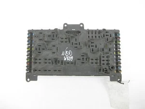 Mercedes-Benz A6395450401 Relay and fuse box V-class W639 - Picture 1 of 8