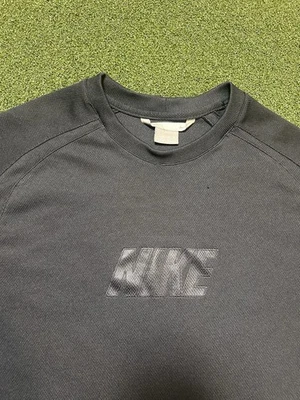 Camisa Nike Vintage Para Hombre XXL Negra 100% Poliéster Bordada Swoosh Y2K TEE Foto 1 de 4