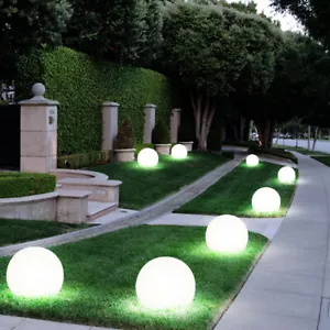 8x Set LED Solar Außen Lampen Steck Leuchten Balkon Garten Kugel Strahler weiß - Bild 1 von 12