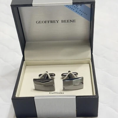 Gemelos Geoffrey Beene Negro Gunmetal En Caja Medalla Hombre Pulido Inoxidable Foto 1 de 4