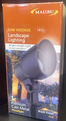NEW Malibu Low Voltage Outdoor 20 Watt Cast Metal Flood Light Blk. CL9 - Image 1 of 2