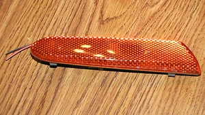 00-04 JAGUAR S-TYPE FRONT SIDE MARKER LIGHT RH OEM PASSENGER - Picture 1 of 2