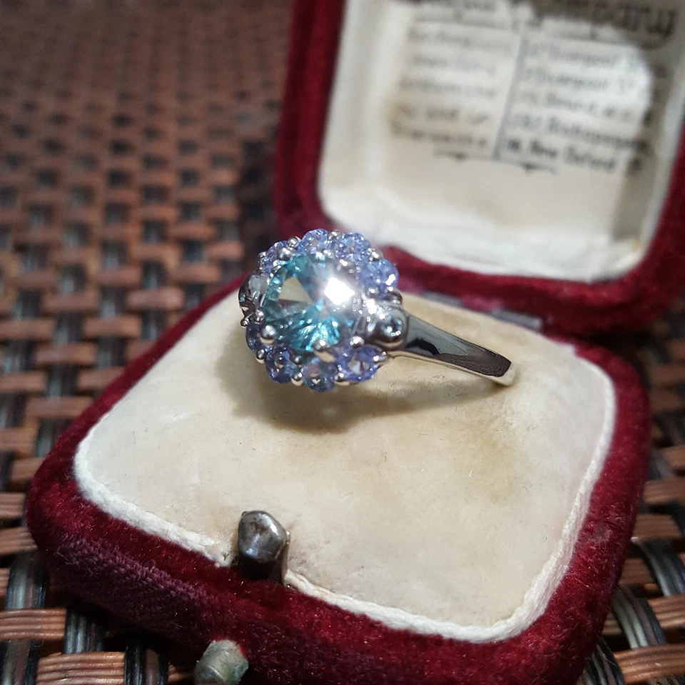 Sterling Silver Blue Zircon & Tanzanite Gemstones Cluster Ring UK Size M½ US 6.5 - Image 1 of 4