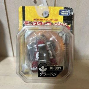 Moncolle Groudon TOMY Figure F/S FEDEX - Picture 1 of 3