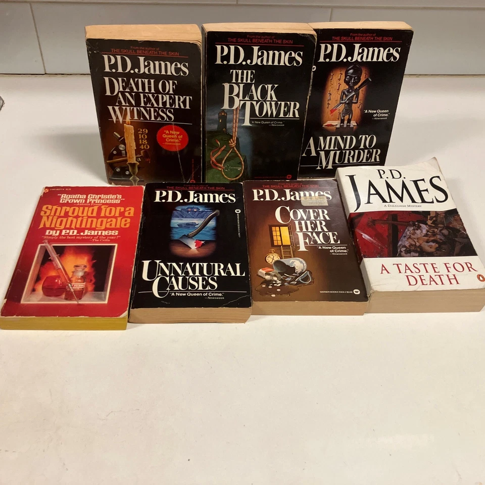 Lot of 7 PD James Books PB Foto 1 de 1