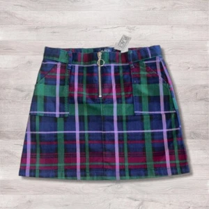 Childrens Place Girls Plaid Skirt Adjustable Waist Pockets Zipper NEW Size 10 - Picture 1 of 2