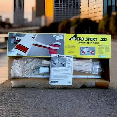 Midwest Aero Sport 20 -- Vintage kit - Image 1 of 4