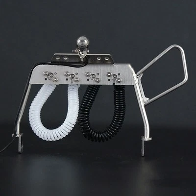 Simulation Tracheal Metal Bracket with Spotlights for 1/14 Tamiya Tractor Truck - Image 1 of 4