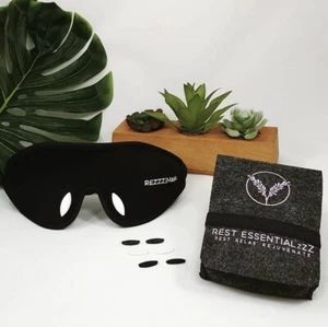 Rest Essentialzzz Aromatherapy Oil Diffuser Luxury Memory Foam Sleep Mask-White - Picture 1 of 4