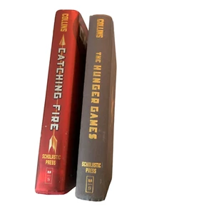The Hunger Games & Catching Fire 1st Edition!! Hardcover - Bild 1 von 8
