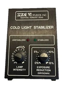 ZONE VI STUDIOS INC COLD LIGHT HEAD STABILIZER & LAMP VINTAGE PHOTOGRAPHY - Picture 1 of 5