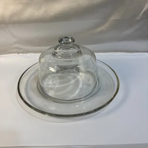 Plato de vidrio con cúpula grabado diseño floral - Imagen 1 de 5