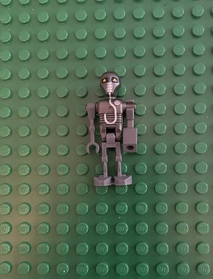 LEGO Star Wars - 2-1b Medical Droid - Minifigure - Set - Image 1 of 2