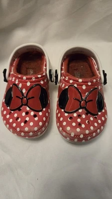 Crocs forrados para bebé niña Minnie Mouse talla 7 Foto 1 de 4