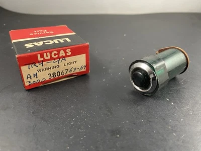 Luz de advertencia verde Austin Healey 100, 3000, Triumph TR2, TR3, TR4, TR4A NOS  Foto 1 de 4