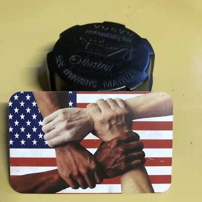 Tapa tapa llenado aceite motor Volvo 8692888 y 1275403 Foto 1 de 4