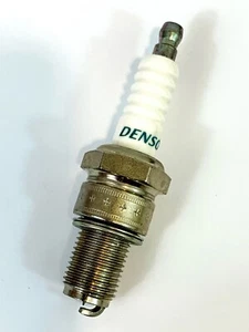 DENSO IRIDIUM IW27 SPARK PLUG NEW / KART ROTAX MAX - NEXTKARTING - DENSO UK -  - Picture 1 of 12