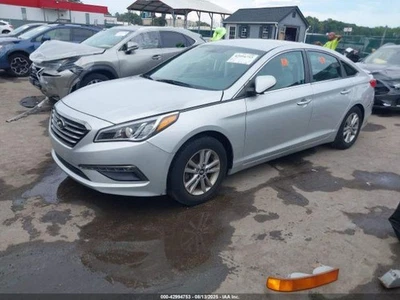 Used Starter Motor fits: 2015 Hyundai Sonata 1.6L turbo US market Grade A Foto 1 de 4