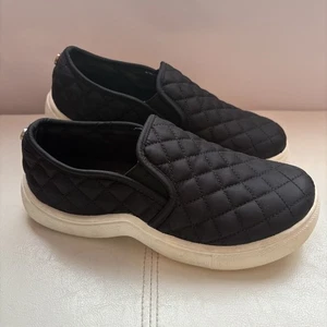 Zapatos negros acolchados sin cordones Steve Madden talla UK 3 - Imagen 1 de 7