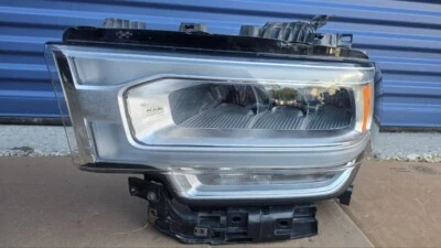 Левая светодиодная хромированная фара для Dodge Ram 2500 3500 2019 2023 2024 годов выпуска от оригинального производителя - Изображение 1 из 4