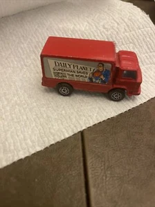 VINTAGE CORGI JUNIORS TRUCK LEYLAND TERRIER DELIVERY DAILY PLANET SUPERMAN - Picture 1 of 5