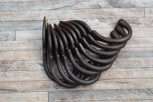 10p Vtg Cast Iron Hat Coat Pan Pot Hanging Acorn Tip Kitchen Hook Barn House Dco - Picture 1 of 11