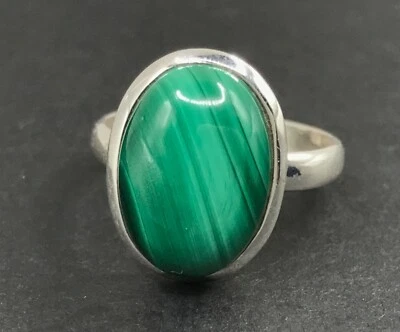 Malachite oval ring solid Sterling Silver UK Size M, 14 x 10mm, new. - Image 1 of 4