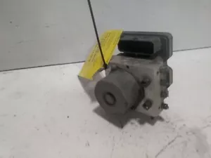 2014-2015 SUBARU FORESTER ABS Anti Lock Brake Pump 2.5L, AT (CVT), Limited - Picture 1 of 6