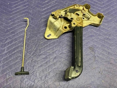 73-87 Chevy GMC Truck PARKING BRAKE PEDAL ASSEMBLY Square Body K5 Blazer - Image 1 of 4